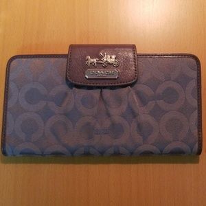 Coach wallet